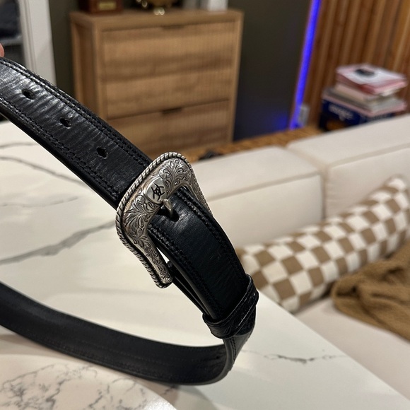 Ariat Black Leather Belt with Silver Buckle - Picture 8 of 15